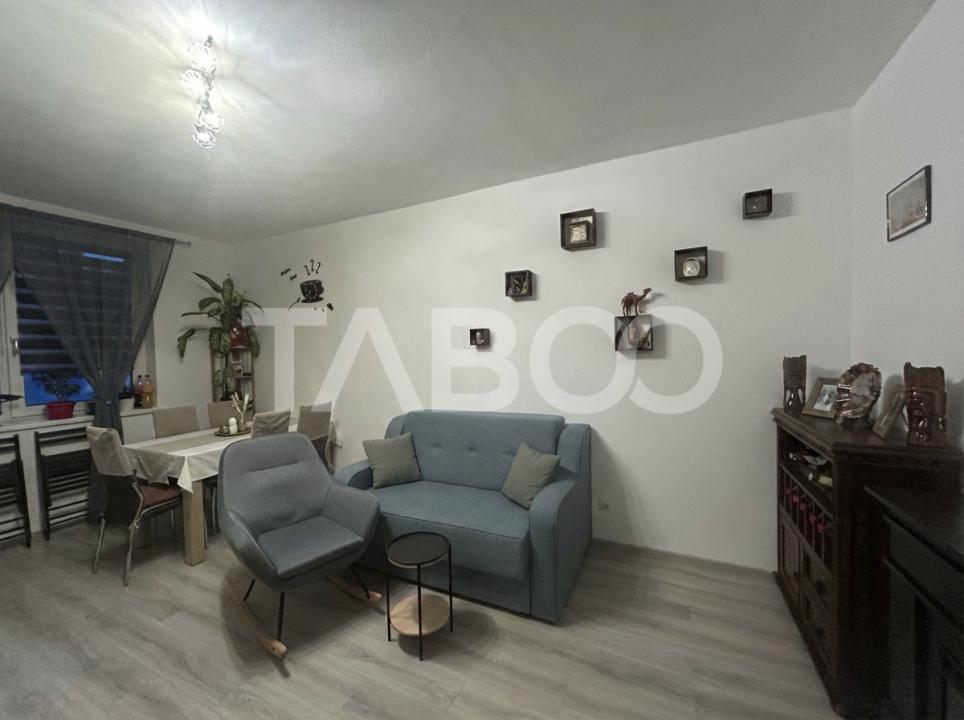 Apartament 3 camere utilat si mobilat cu balcon si parcare in Selimbar