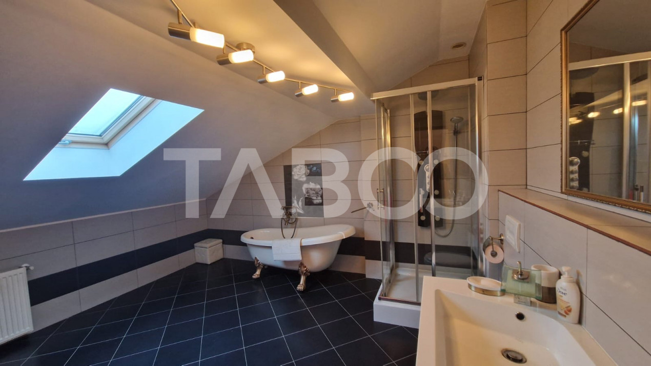 Apartament 4 camere 100 mp utili de vanzare in Sibiu zona Strand