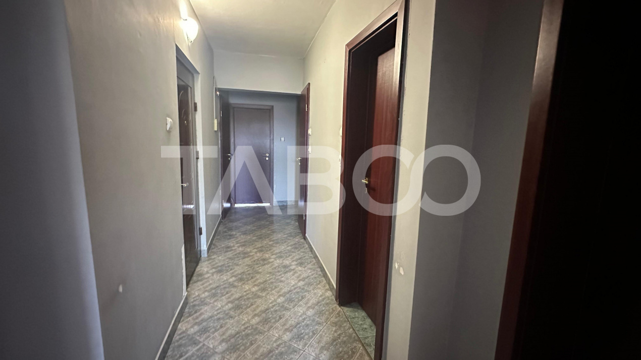 Apartament 4 camere 2 balcoane 88 mpu pivnita zona Valea Aurie Sibiu