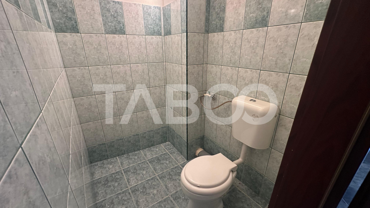 Apartament 4 camere 2 balcoane 88 mpu pivnita zona Valea Aurie Sibiu