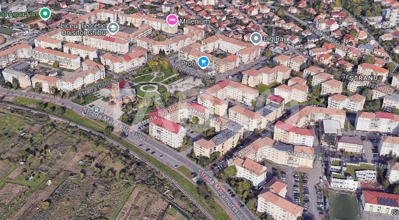 Apartament 4 camere decomandate de vanzare 2 bai zona Strand in Sibiu