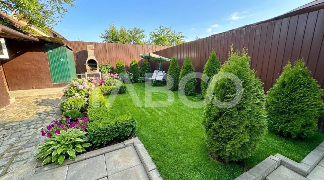 Apartament 4 camere  la casa cu curte pivnita zona Lazaret Sibiu