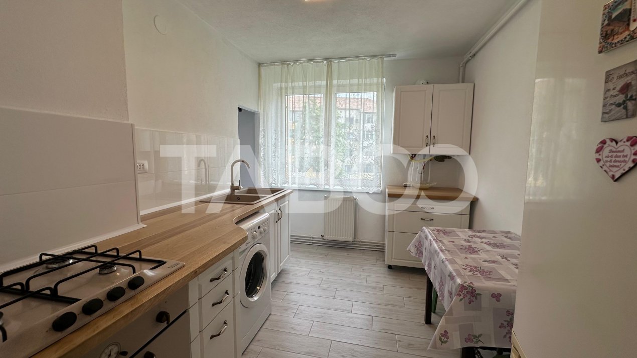 Apartament 45 mpu 2 camere mobilat utilat zona Terezian Sibiu