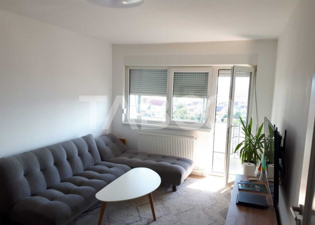 Apartament 47mpu de vanzare 2 camere cu balcon 6mp zona Mihai Viteazul