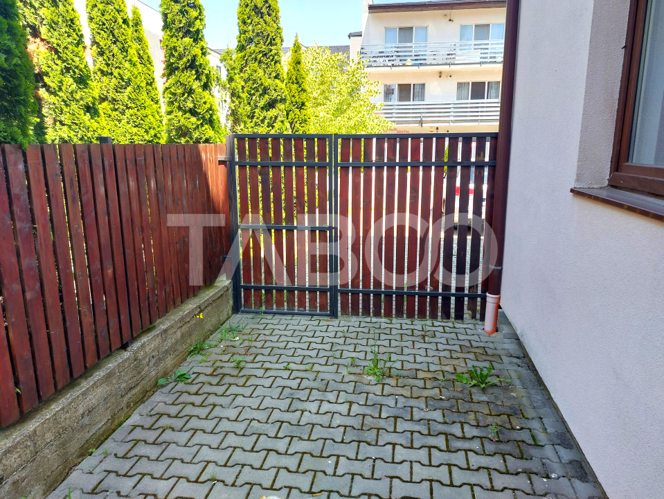 Apartament 49mpu 2 camere 2 balcoane curte 30mp Cartierul Arhitectilor
