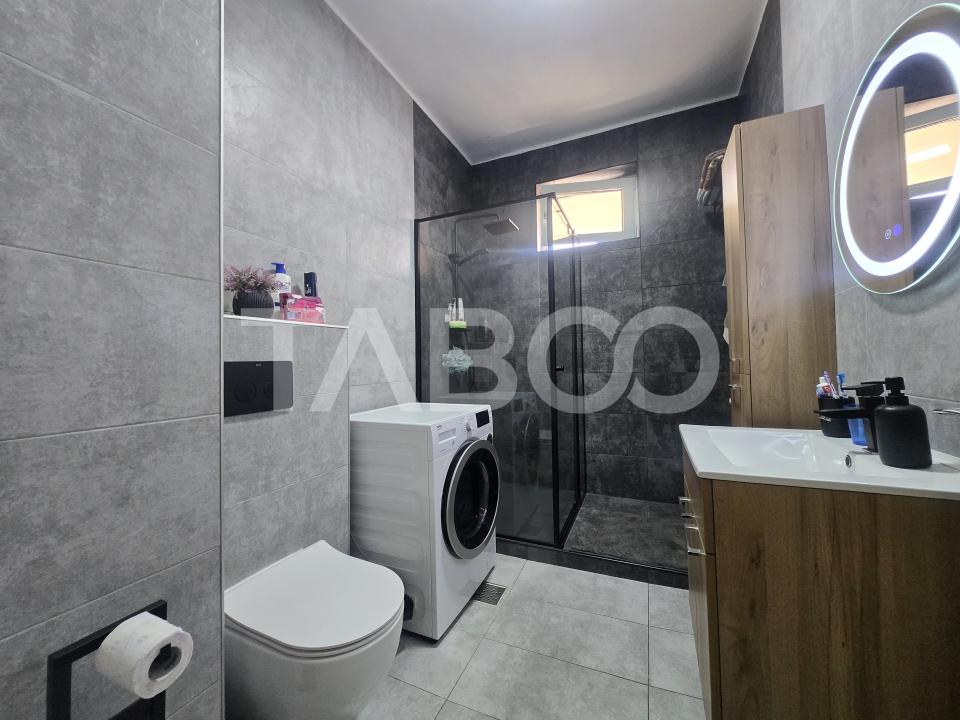 Apartament 5 camere de vanzare 182mp decomandat zona Piata Cluj Sibiu