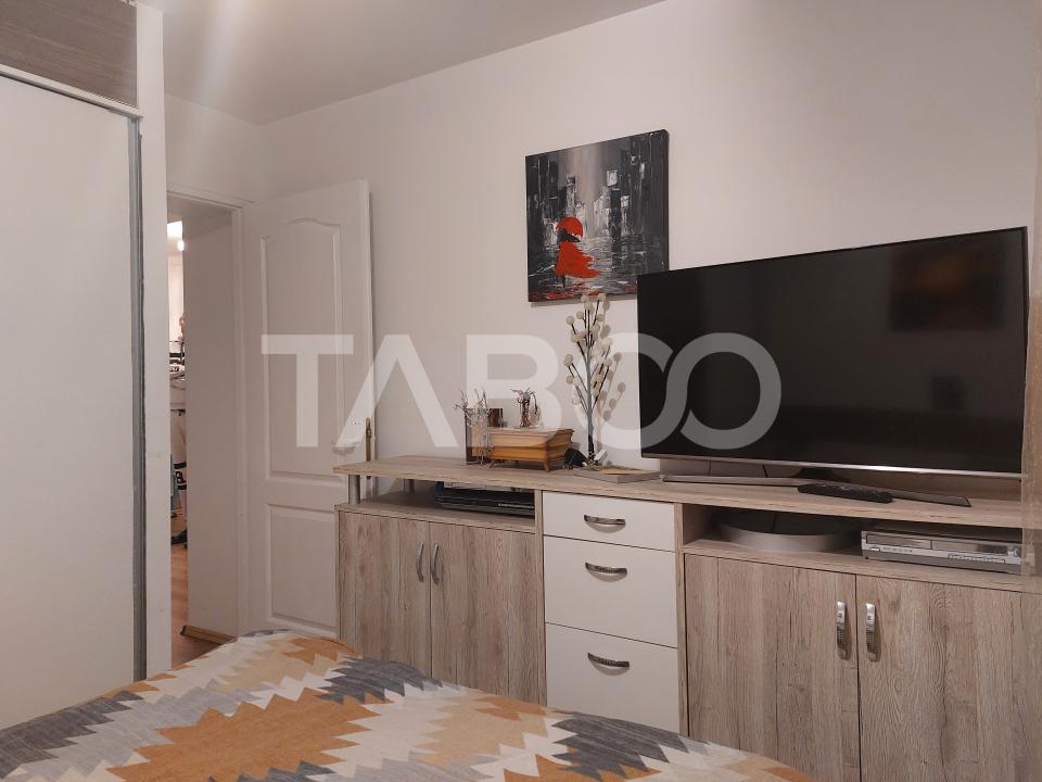 Apartament 55 mpu mobilat utilat 3 camere 2 balcoane pivnita Cisnadie