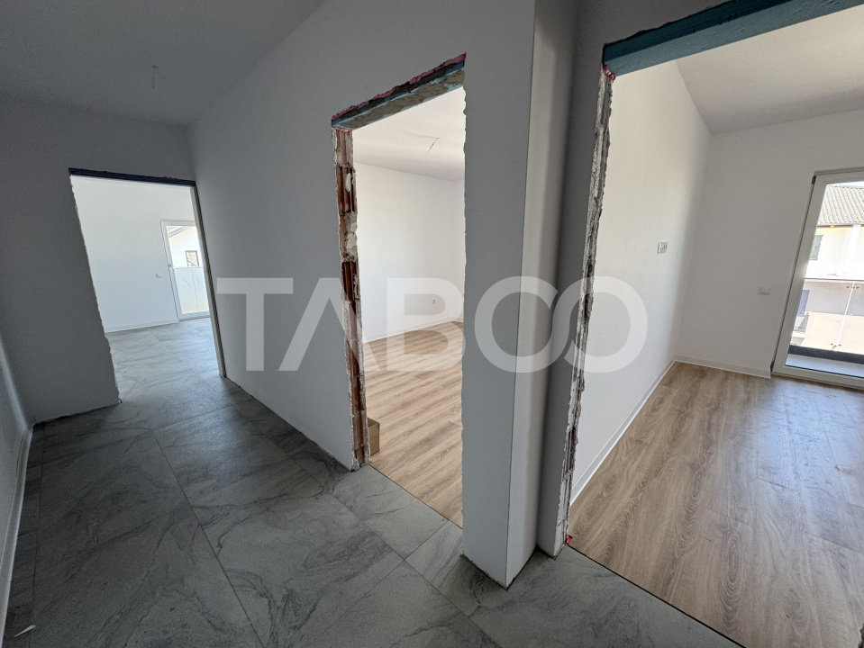 Apartament 60 mpu la CHEIE cu 3 camere balcon 13 mp pe Doamna Stanca