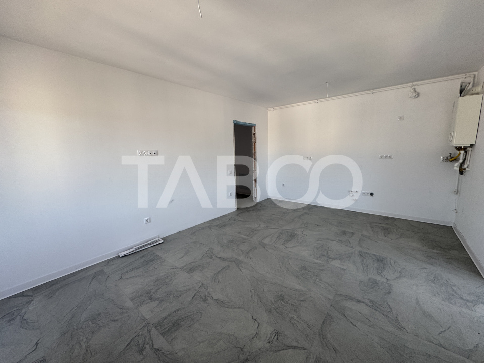 Apartament 60 mpu la CHEIE cu 3 camere balcon 13 mp pe Doamna Stanca