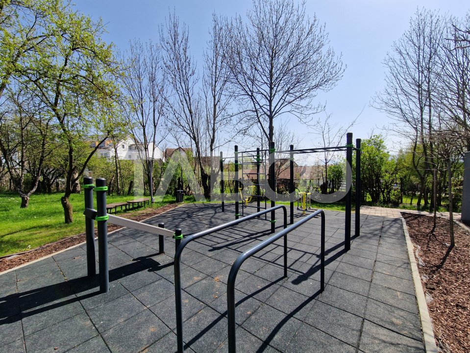 Apartament 63 mp utili 3 camere 2 bai gradina parter inalt Turnisor