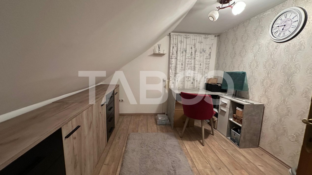 Apartament 64 mpu balcon   zona Mihai Viteazul mobilat utilat 3 camere