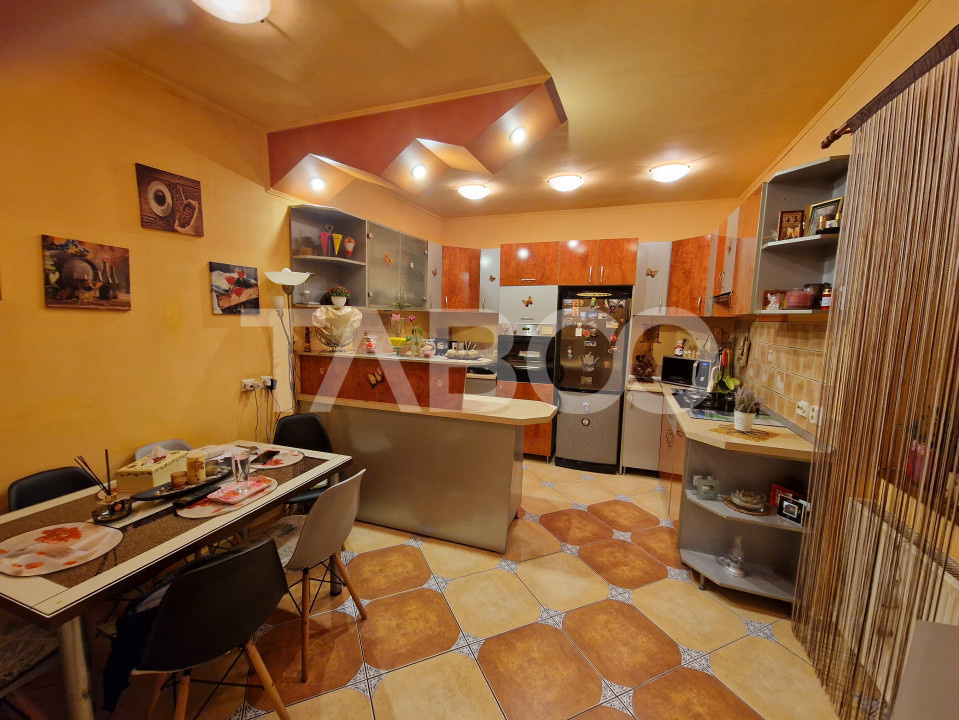 Apartament 89 mpu 4 camere 2 bai loc parcare si pivnita central Sibiu in Sibiu - Centumvirilor