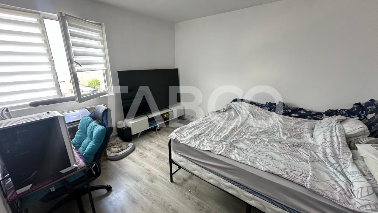 Apartament 98 mpu 4 camere cu balcon zona Terezian Sibiu in Sibiu - Rusciorului