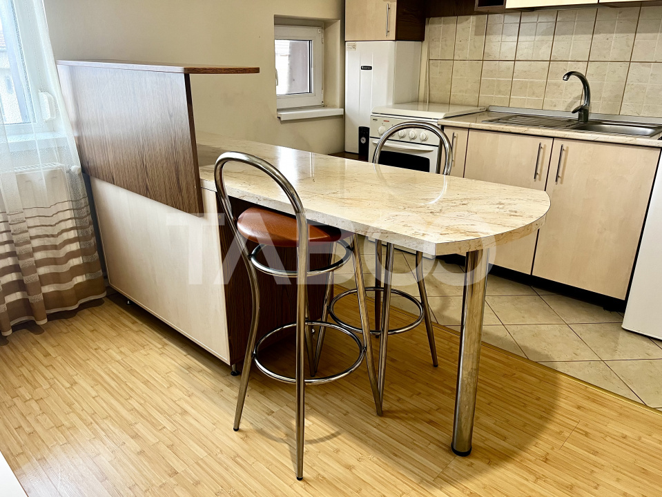 Apartament complet mobilat 2 camere de vanzare pe Semaforului Sibiu