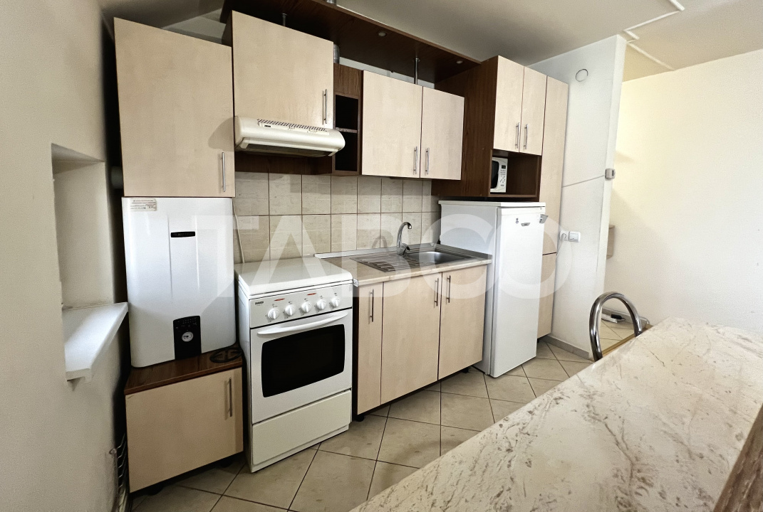 Apartament complet mobilat 2 camere de vanzare pe Semaforului Sibiu