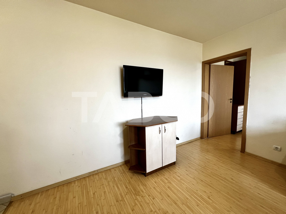Apartament complet mobilat 2 camere de vanzare pe Semaforului Sibiu