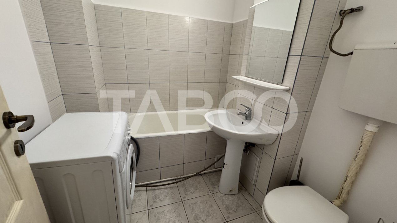 Apartament cu 2 camere de inchiriat mobilat utilat 55mp Strand Sibiu