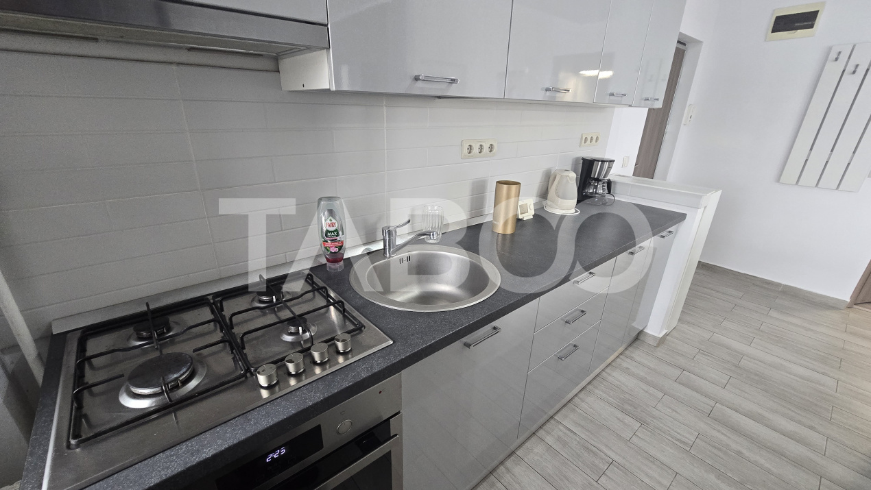 Apartament cu 2 camere de vanzare etaj intermediar zona Doamna Stanca