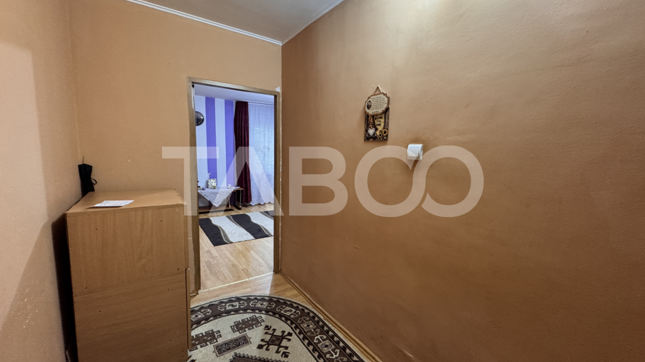 Apartament cu 2 camere de vanzare mobilat utilat  Broscarie Sibiu