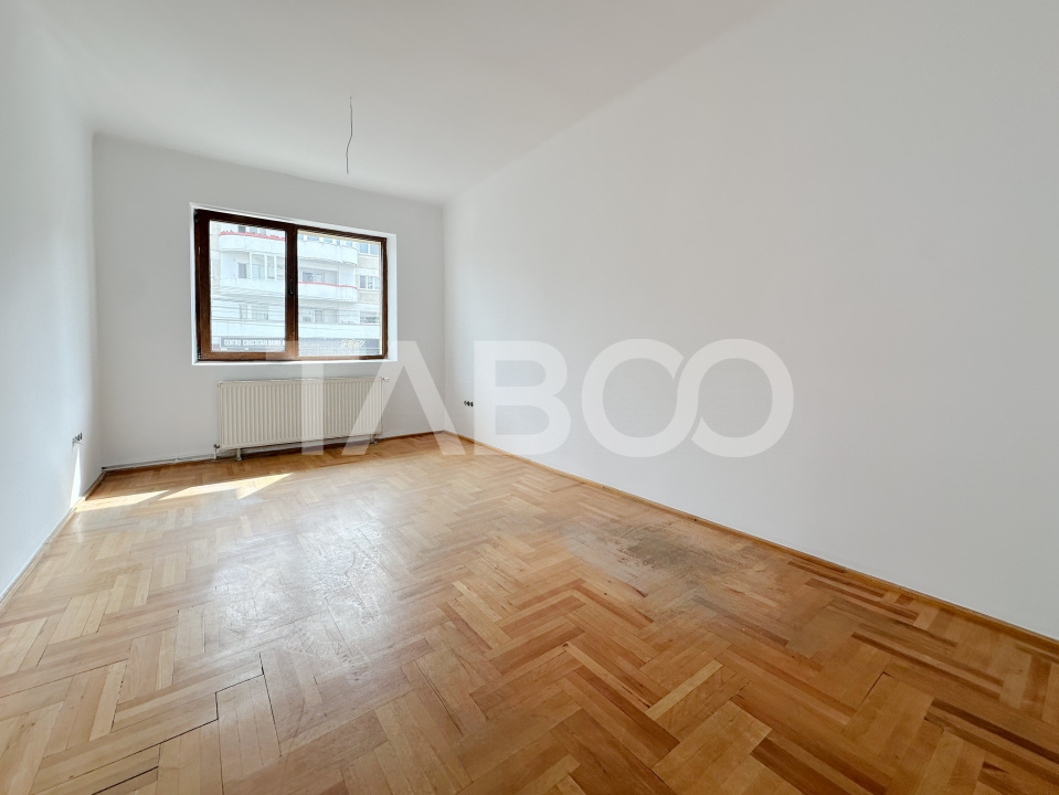 Apartament cu 2 camere decomandate in Centru pretabil si pentru birou in Sibiu - Rennes