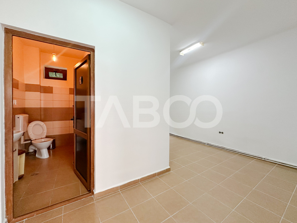 Apartament cu 2 camere decomandate in Centru pretabil si pentru birou