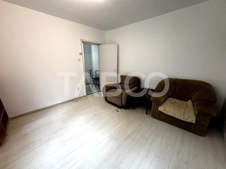 Apartament cu 2 camere partial renovat zona Mihai Viteazul Sibiu in Sibiu - Nicolae Iorga