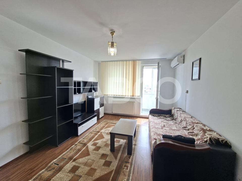 Apartament cu 2 camere si balcon de inchiriat in zona Mihai Viteazul