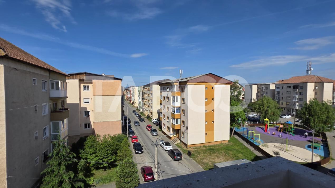 Apartament cu 3 camere central ultrafinisat de vanzare in Sebes  in Sebes - Aleea Parc