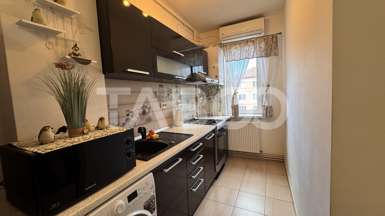 Apartament cu 3 camere de inchiriat mobilat utilat Mihai Viteazu Sibiu