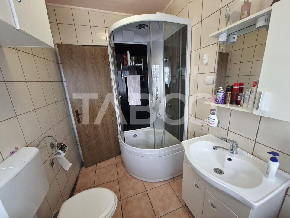 Apartament cu 3 camere de vanzare - mansarda Vasile Aaron - intabulata