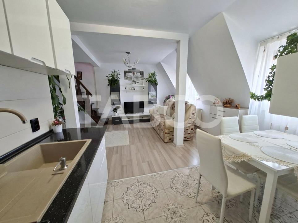 Apartament cu 3 camere de vanzare - mansarda Vasile Aaron - intabulata in Sibiu - Semaforului