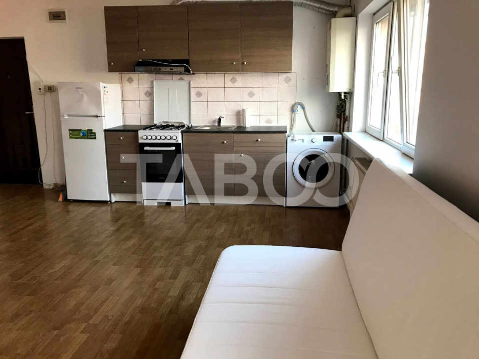 Apartament cu 3 camere de vanzare mobilat utilat Mihai Viteazu 66mp