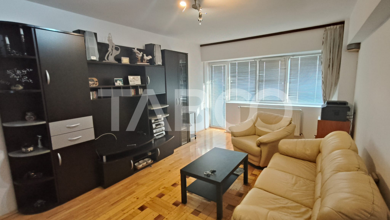 Apartament cu 3 camere garaj si pivnita de vanzare in Sebes in Sebes - AVIATOR OLTEANU