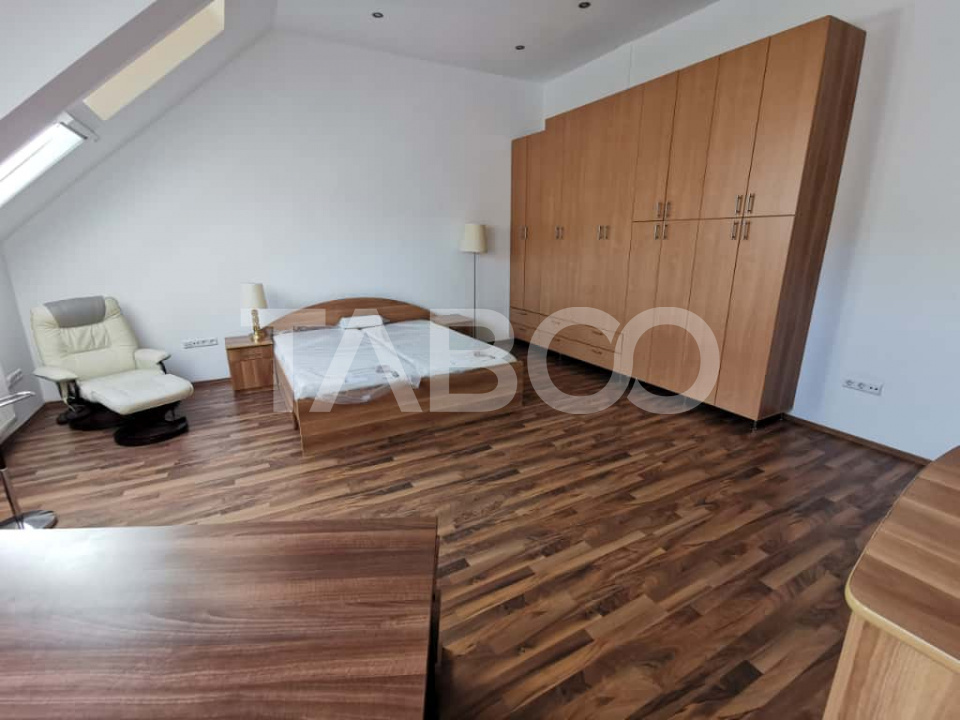 Apartament cu 3 camere langa facultatea de Stiinte de inchiriat