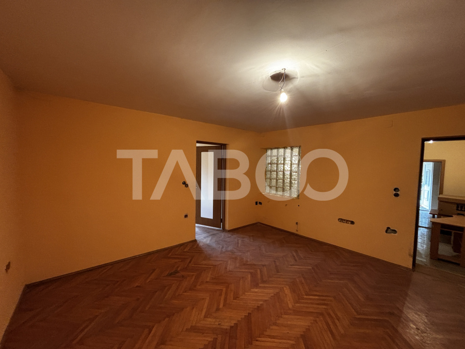 Apartament cu 4 camere 110 mp prima afisare zona Orasul de Jos