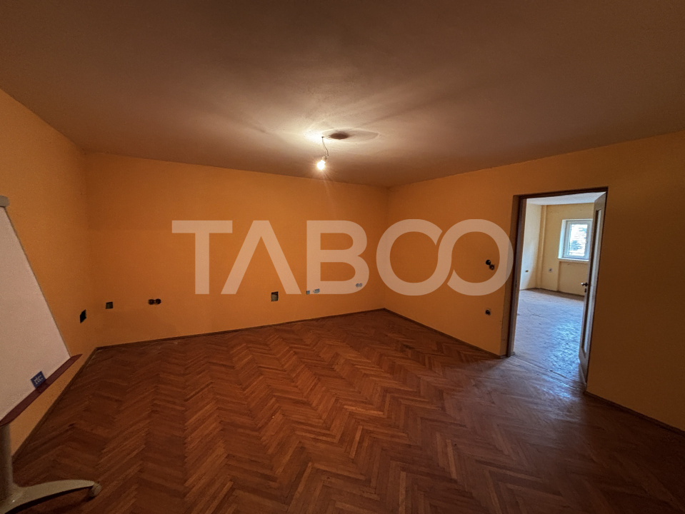 Apartament cu 4 camere 110 mp prima afisare zona Orasul de Jos