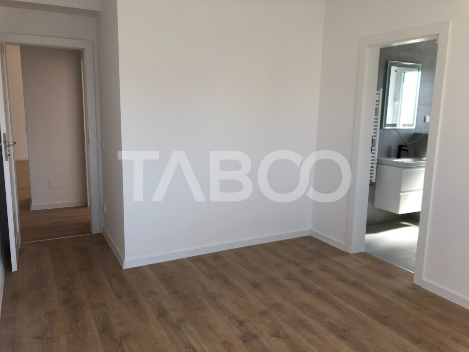 Apartament cu 4 camere 81 mpu si LOC PARCARE zona Doamna Stanca