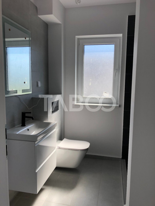 Apartament cu 4 camere 81 mpu si LOC PARCARE zona Doamna Stanca