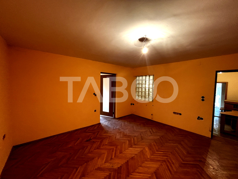 Apartament cu 4 camere de vanzare 110 mp Orasul de Jos Sibiu 