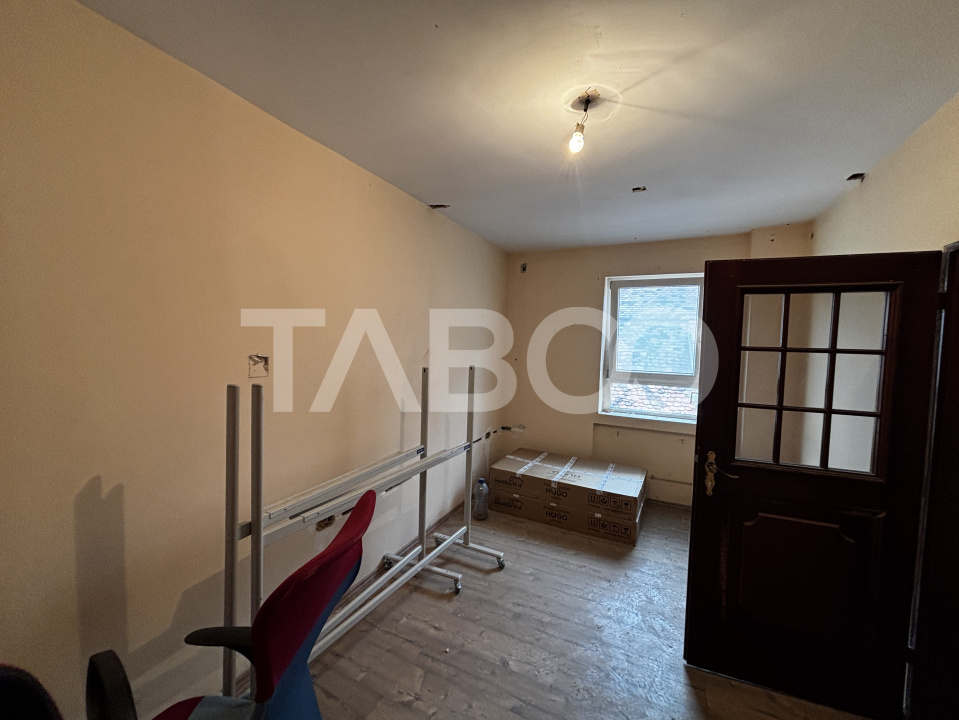 Apartament cu 4 camere de vanzare 110 mp Orasul de Jos Sibiu 