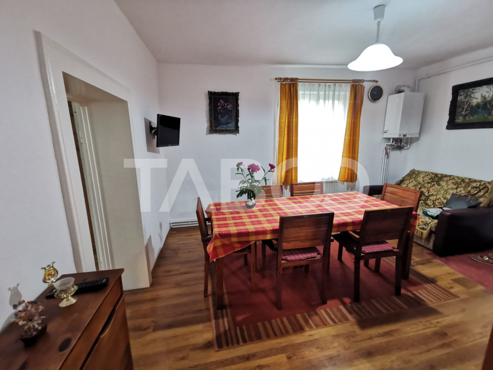 Apartament cu 5 camere in zona de case a Bulevardului Mihai Viteazul 