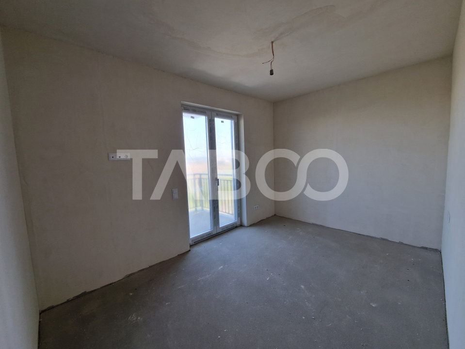 Apartament cu orientare SV 70 mpu 3 camere 2 bai bloc cu lift Turnisor