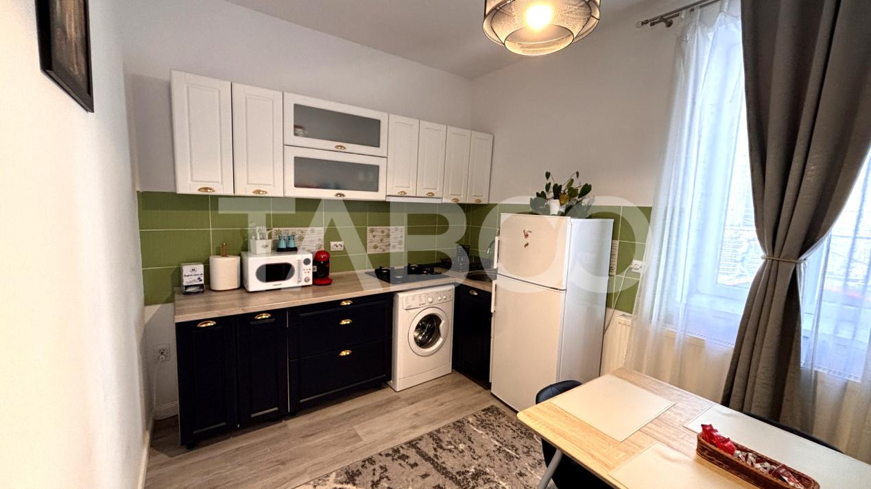 Apartament cu pivnita si loc de parcare 105 mpu  zona Centrala