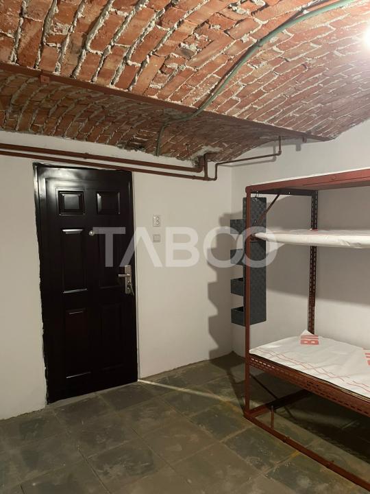 Apartament cu pivnita si loc de parcare 105 mpu  zona Centrala