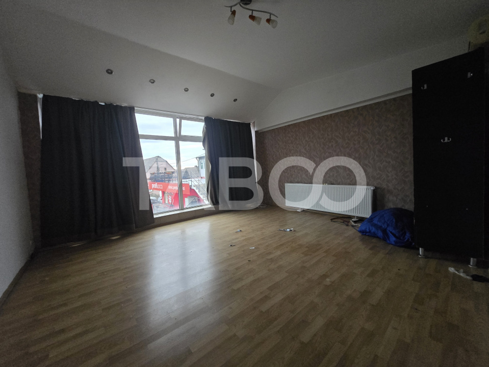 Apartament de inchiriat 150mp 4 camere decomandat Slimnic Sibiu
