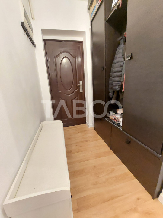 Apartament de inchiriat 2 camere decomandate balcon parcare Terezian