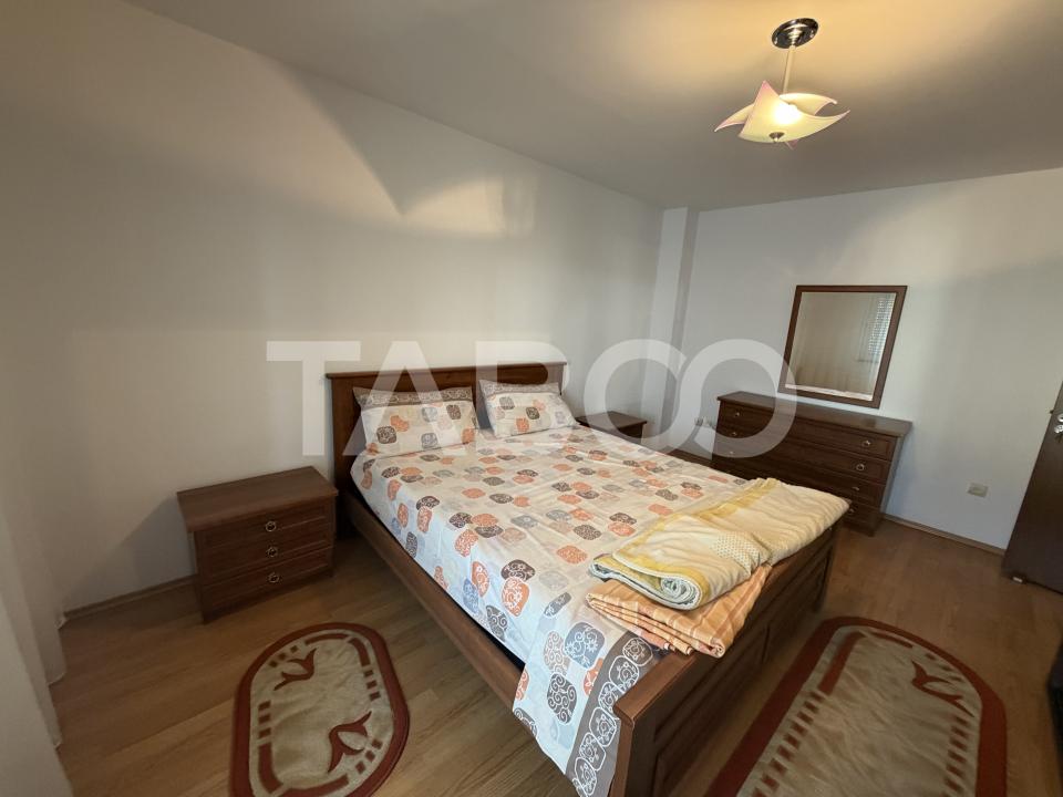 Apartament de inchiriat 2 camere etaj 3 decomandat mobilat utilat