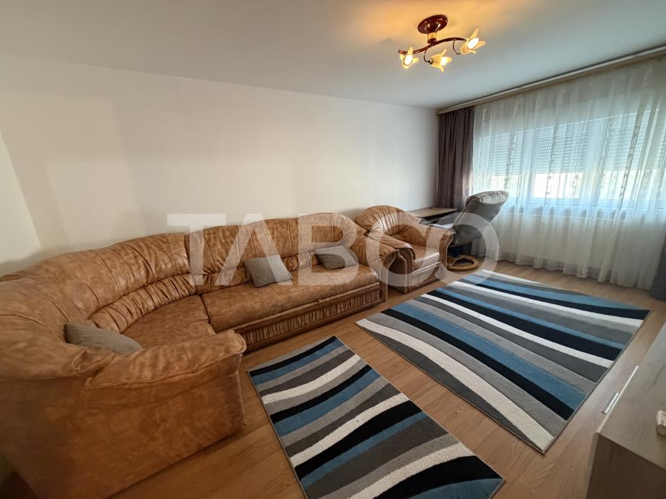 Apartament de inchiriat 2 camere etaj 3 decomandat mobilat utilat in Fagaras - Dr. Titu Pertia