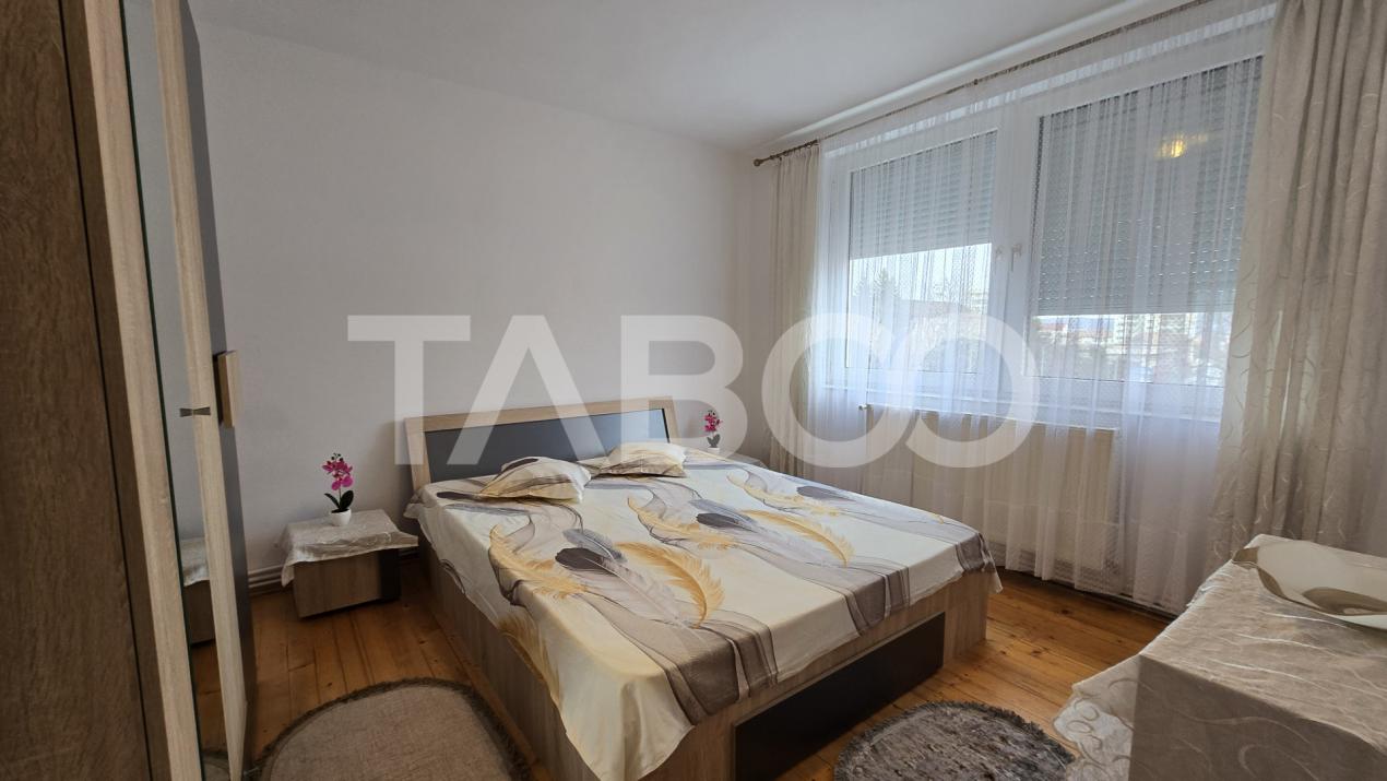 Apartament de inchiriat 2 camere in bloc cu lift Mihai Viteazul