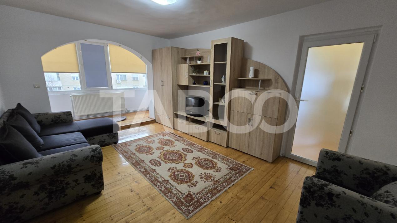 Apartament de inchiriat 2 camere in bloc cu lift Mihai Viteazul